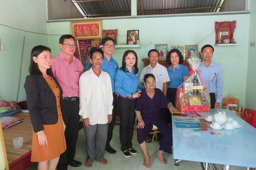 'Tết Sum vầy' trên công trường NMNĐ Long Phú 1
