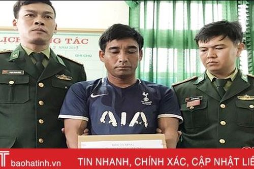 Bắt 2 đối tượng vận chuyển ma túy trên cùng một chuyến xe khách