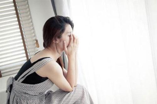 Được nhà chồng yêu thương hết mực nhưng vợ lại đau khổ vì điều này