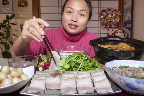 Quỳnh Trần JP khẳng định không bị YouTube tắt kiếm tiền, vẫn đang tìm cách để đưa bé Sa trở lại