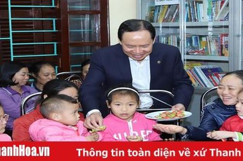 Bí thư Tỉnh ủy, Chủ tịch HĐND tỉnh Trịnh Văn Chiến thăm, chúc tết Làng trẻ em SOS và các gia đình chính sách tại TP Thanh Hóa