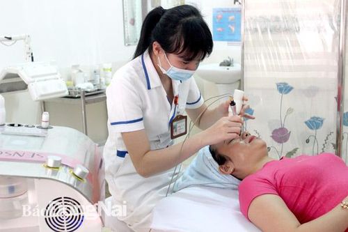 Cẩn trọng khi làm đẹp đón Xuân