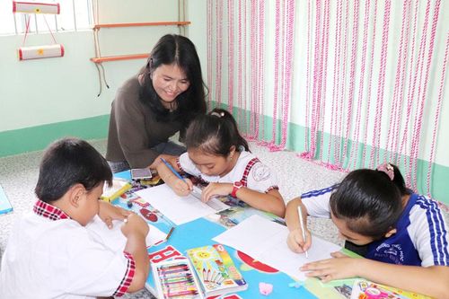 Giúp trẻ học tốt sau Tết