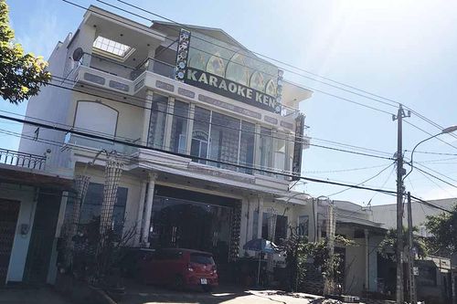 Phía sau những cuộc 'bay lắc' tập thể