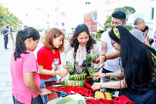 Phong phú hoạt động du lịch đón xuân