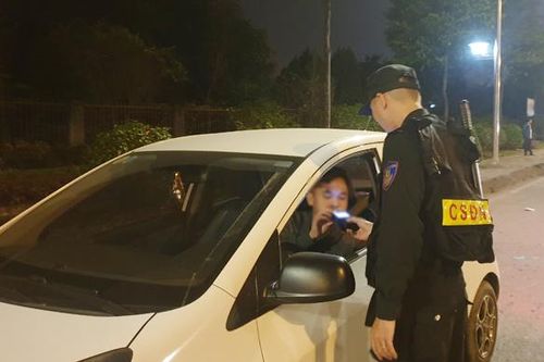Lào Cai: 1 người vi phạm nồng độ cồn bị xử phạt 35 triệu đồng, tước giấy phép lái xe 23 tháng
