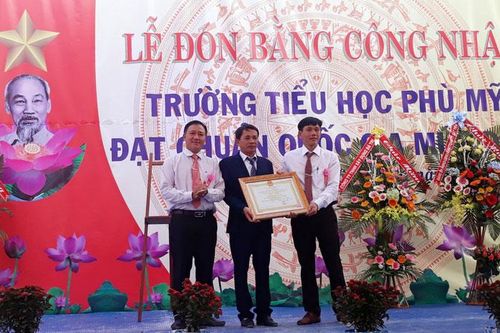 Cát Tiên có 2 trường đạt chuẩn Quốc gia mức độ 2