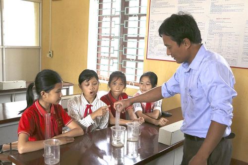 Tạo bứt phá trong đổi mới căn bản , toàn diện giáo dục và đào tạo