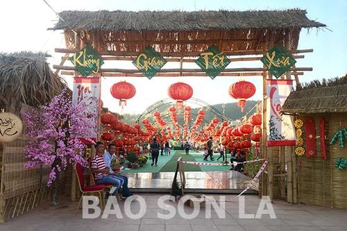 Rộn ràng 'Không gian Tết xưa'