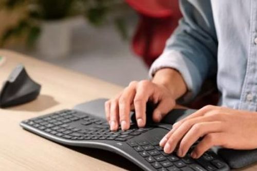 Logitech trình làng bàn phím công thái học ERGO K860