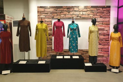 Chiêm ngưỡng áo dài Việt Nam qua các thời kỳ