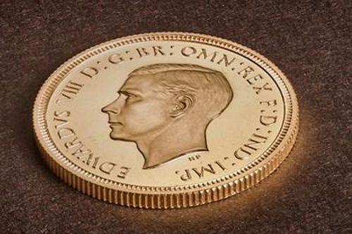 Đồng xu 125 tuổi in hình Vua Edward VIII cực hiếm được bán với giá kỉ lục hơn 28 tỉ đồng