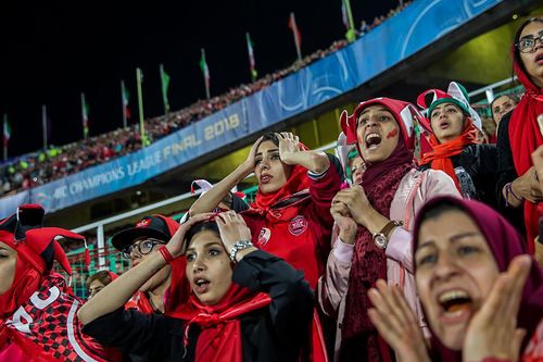 AFC cấm Iran tổ chức các trận thi đấu bóng đá cấp quốc tế