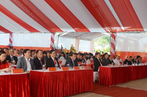 Kỉ niệm 90 năm ngày thành lập Đảng Cộng sản Việt Nam và 30 năm ngày lập lại huyện Vĩnh Linh