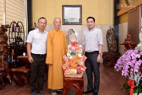 Lãnh đạo Công an TP.HCM chúc Tết HT.Thích Trí Quảng