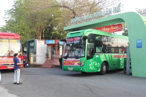 Nhiều trường Đại học ở Huế hỗ trợ xe miễn phí đưa SV về quê đón Tết