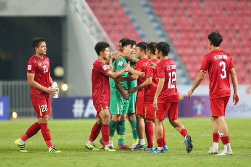 Nhìn lại mình