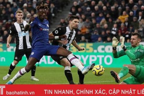 Chelsea thua đau, Man City, Tottenham và Arsenal 'rủ nhau' hòa