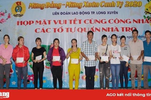 Liên đoàn Lao động TP. Long Xuyên tổ chức vui Tết cùng công nhân 'Tổ tự quản nhà trọ'