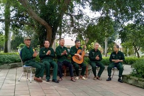 Tháng Chạp: Tháng của sẻ chia và yêu thương