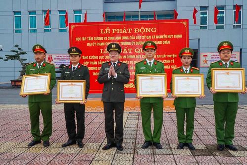 Nam Định: Gần 100 cán bộ, chiến sĩ công an được tăng cường về cơ sở đảm bảo an ninh dịp Tết