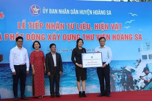 Xây dựng thư viện Hoàng Sa: Không bao giờ quên biển đảo của Tổ quốc