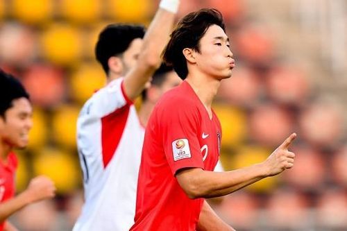 U23 Hàn Quốc vào bán kết, cổ động viên Hàn khóc như mưa