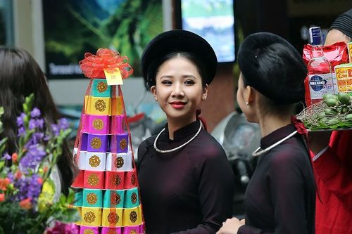 Tận thấy khung cảnh đón Tết xưa của người dân phố cổ Hà Nội