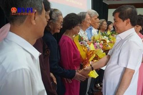 Viện trưởng VKSND tối cao gặp mặt cán bộ hưu trí phía Nam nhân dịp Tết Nguyên đán