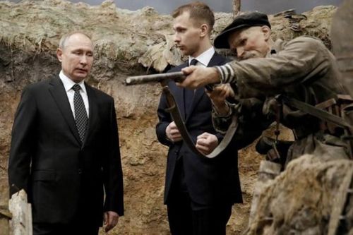 Tổng thống Nga Putin phản đối kiểu lãnh đạo trọn đời thời Liên Xô