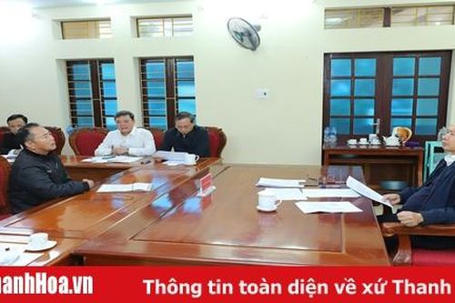 Đồng chí Bí thư Tỉnh ủy, Chủ tịch HĐND tỉnh Trịnh Văn Chiến tiếp và đối thoại với người dân