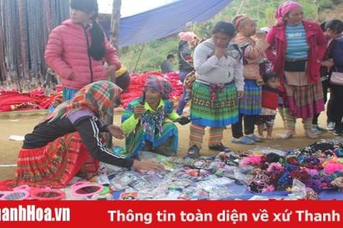 Xốn xang chợ tết