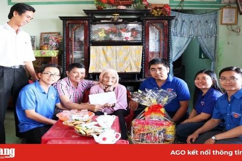 Thắm tình đoàn kết quân – dân