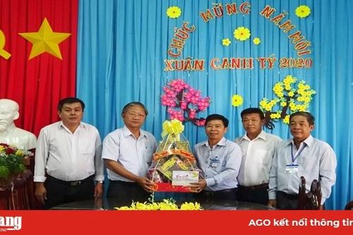 Nhiều hoạt động chăm lo Tết ở Tri Tôn