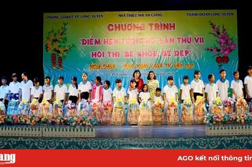 Biểu diễn Chương trình ' Điểm hẹn tuổi thơ' mừng Đảng - mừng Xuân Canh Tý 2020