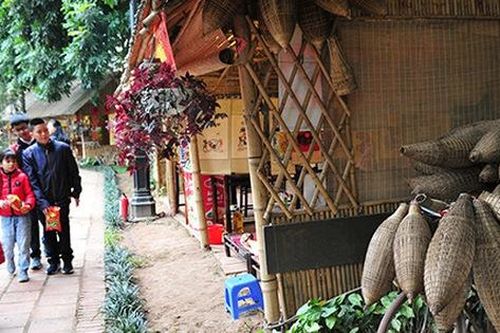 Nhiều hình ảnh làng quê bắc bộ được tái hiện tại 'phố ông đồ'