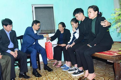 Hà Nội đề xuất hỗ trợ thực hiện chế độ chính sách với gia đình 3 cán bộ chiến sĩ công an hy sinh tại Đồng Tâm