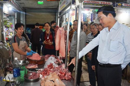 Lãnh đạo TP Đà Nẵng xuyên đêm kiểm tra VSATTP