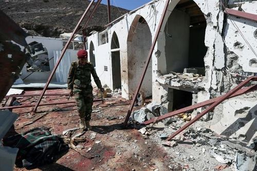 Houthi tấn công đẫm máu nhất lịch sử nội chiến Yemen, Liên đoàn Arab và các nước phản ứng