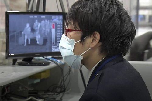 Trung Quốc: 15 nhân viên y tế dính coronavirus