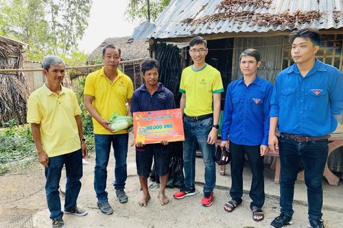 Ấm áp nghĩa tình Đạm Cà Mau với Xuân kết nối, Tết yêu thương