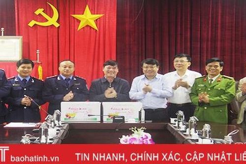 Tăng cường tuần tra, kiểm soát, đảm bảo cho nhân dân vui tết đón xuân an toàn