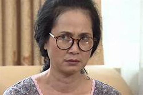 Về nhà giữa trưa, lặng người biết được sự thật đằng sau những lời nói tốt đẹp mẹ dành cho vợ