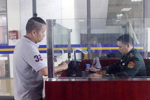Tạo thuận lợi thông quan nông sản qua cửa khẩu