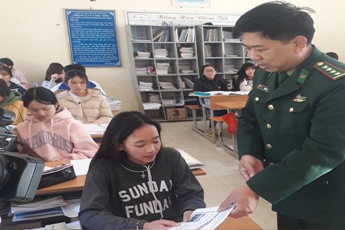 Cần lắm những tấm lòng chia sẻ với Lê Na