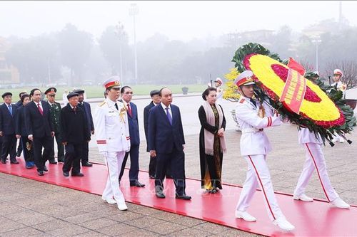 Lãnh đạo Đảng, Nhà nước vào lăng viếng Chủ tịch Hồ Chí Minh