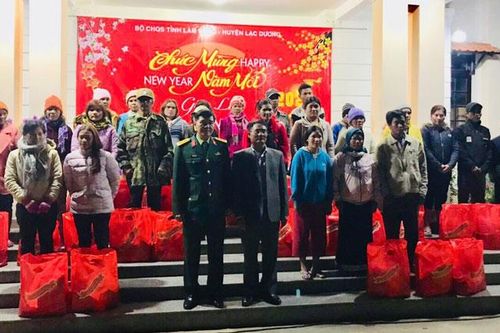 Tết quân dân - Xuân chiến sỹ