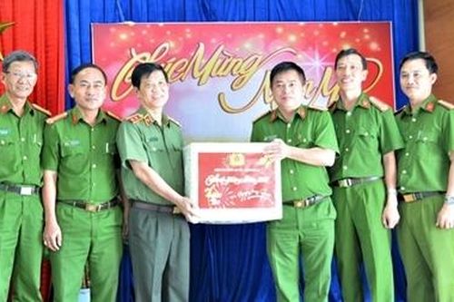 Thứ trưởng Nguyễn Văn Sơn thăm và chúc tết tại Đà Nẵng