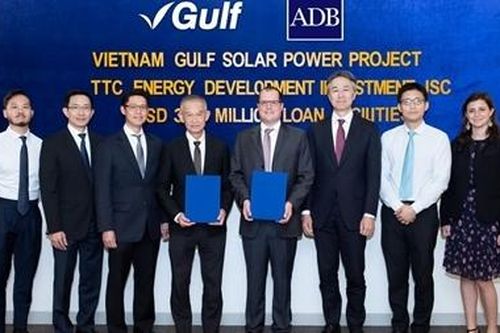 ADB tài trợ xây dựng và vận hành nhà máy điện mặt trời tại Việt Nam