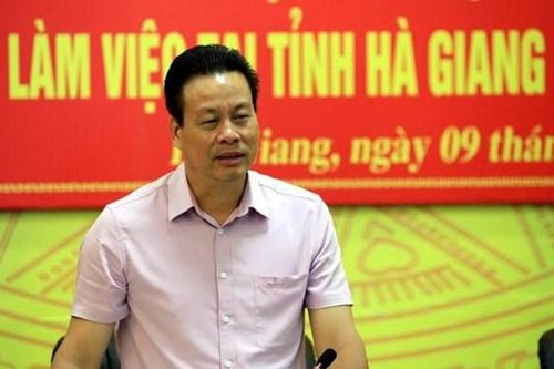 Thủ tướng Chính phủ ký quyết định thi hành kỷ luật một số cán bộ